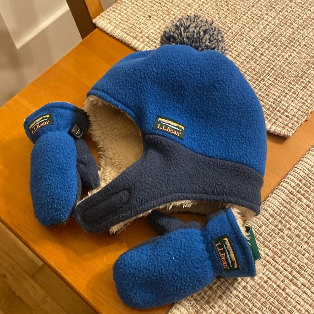 L.L. Bean Infant/Toddler Mountain Classic Fleece Hat and Mitten Set